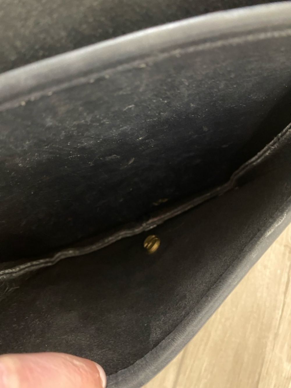 Vintage Coach # 5130 Station Bag in Black Leather - Picture 4 of 11